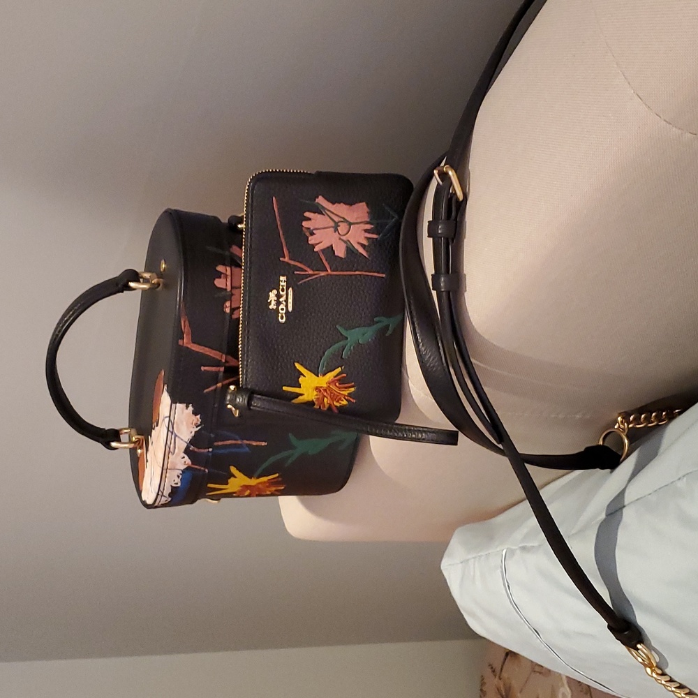GUCCI SOHO Chain Shoulder Tote Bag w Tassel  Black Calfskin Lghw Medium w/wallet